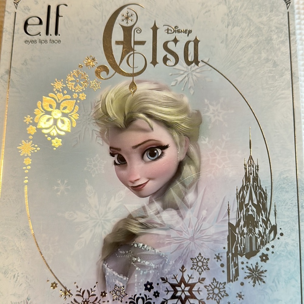 ELF Disney Elsa Snow and Ice Beauty Book Makeup - Picture 2 of 16
